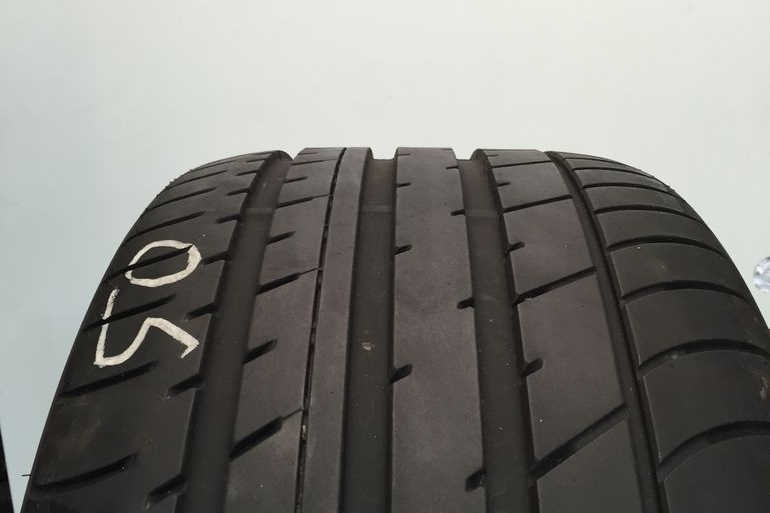 Toyo Proxes T1 Sport 