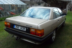 Audi 100 2.0 85 kW 1989