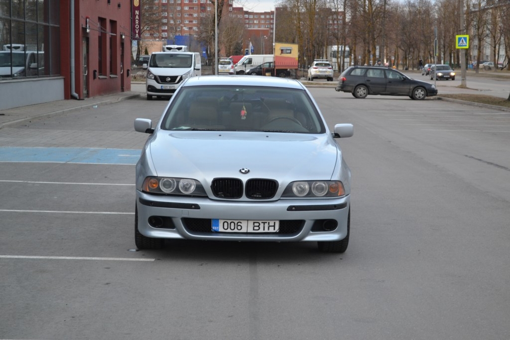 BMW 535 3.5 173 kW 1996