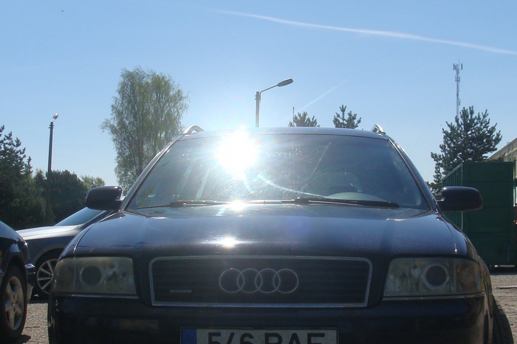 Audi A6 2.5 132 kW 2002