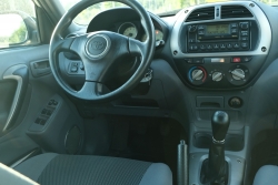 Toyota RAV 4 2.0 110 kW 2001