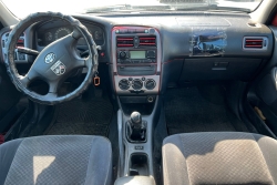 Toyota Avensis 1.6 81 kW 2001