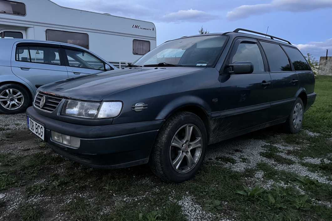 Volkswagen Passat 1.9 81 kW 1996