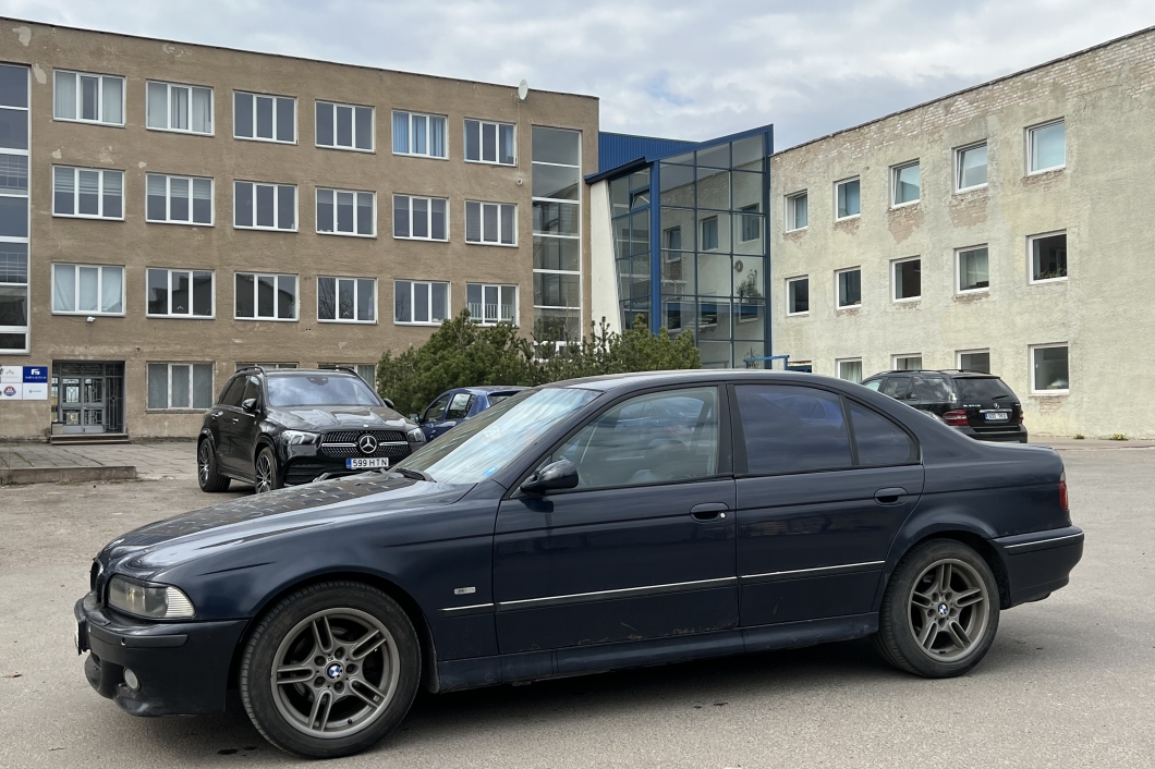 BMW 520 2.0 110 kW 1998