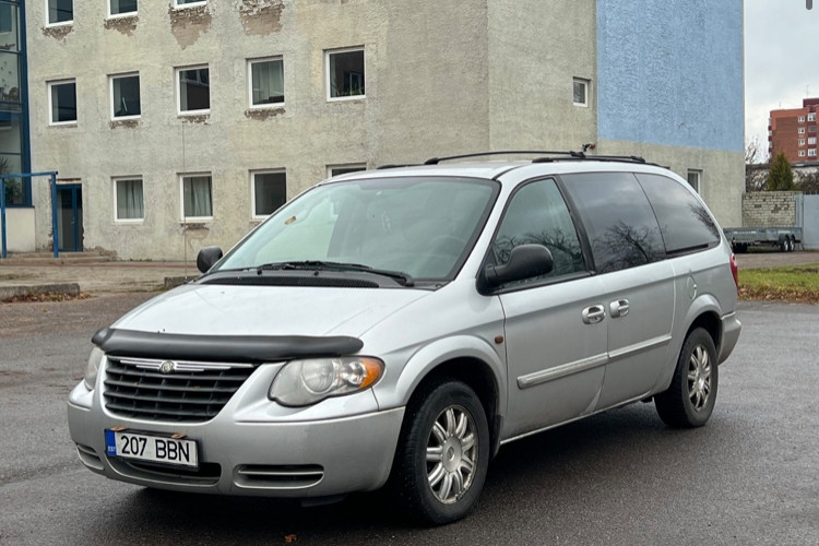 Chrysler Town & Country 3.8 160 kW 2008