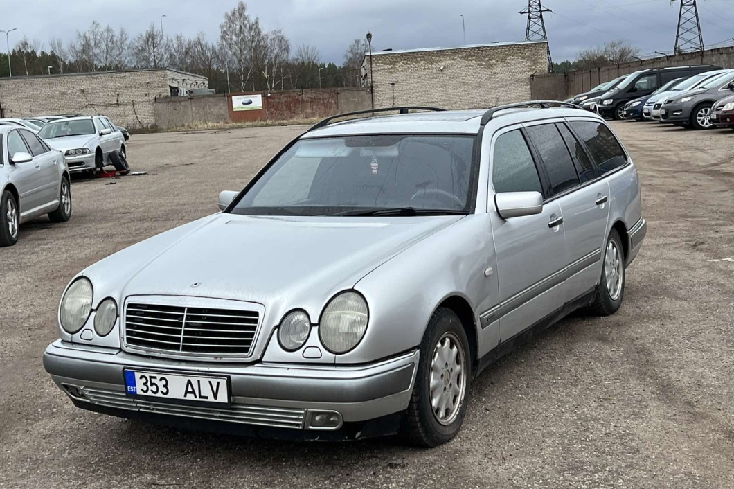 Mercedes Vito 122 CDI 2.2 92 kW 1999