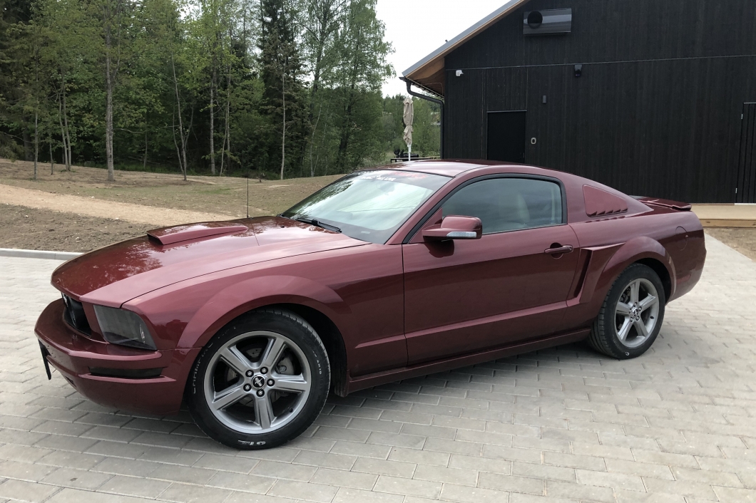 Ford Mustang Premium 4.0 157 kW 2008