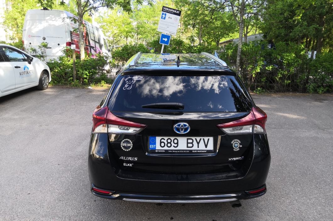 Toyota Auris Touring sport 73 kW 2018