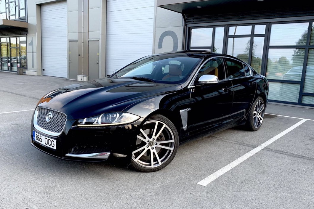 Jaguar XF Business Luxury 3.0 V6 202kW 3.0 200 kW 2012