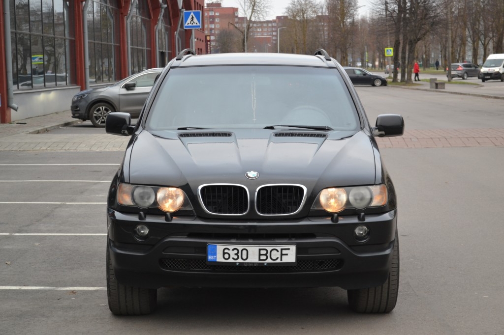 BMW X5 3.0d 3.0 135 kW 2004