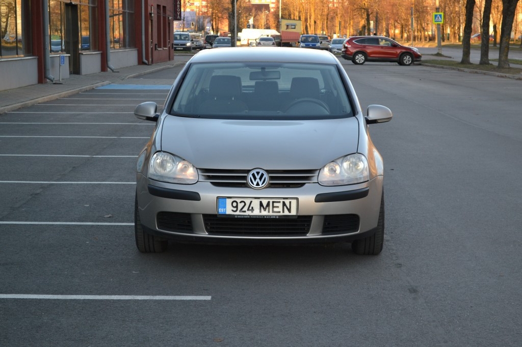 Volkswagen Golf 1.4 66 kW 2004
