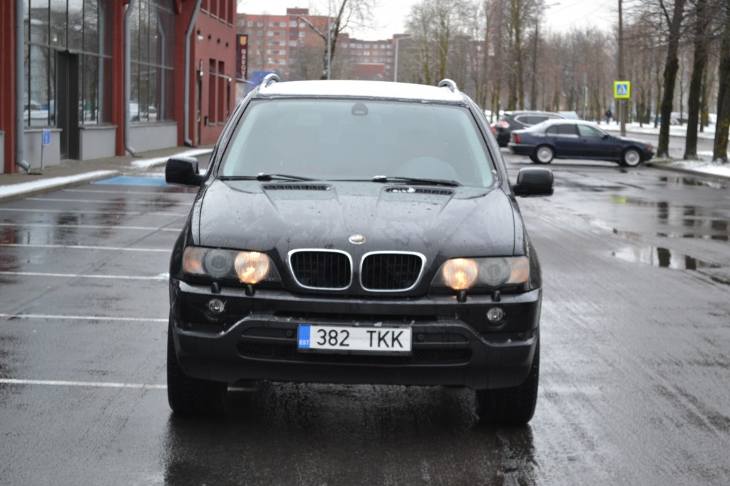 BMW X5 3.0d 3.0 135 kW 2003