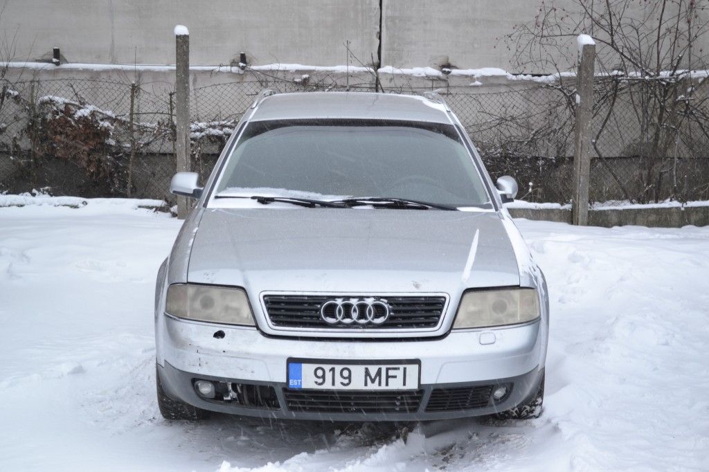 Audi A6 2.5 110 kW 2001