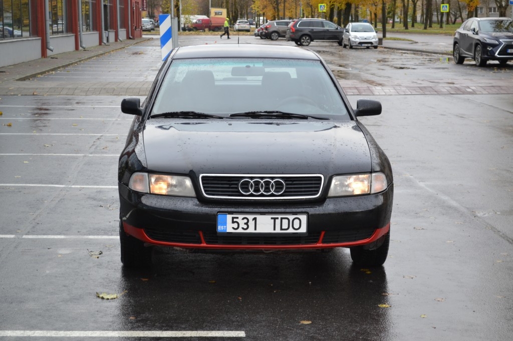 Audi A4 1.6 74 kW 1998