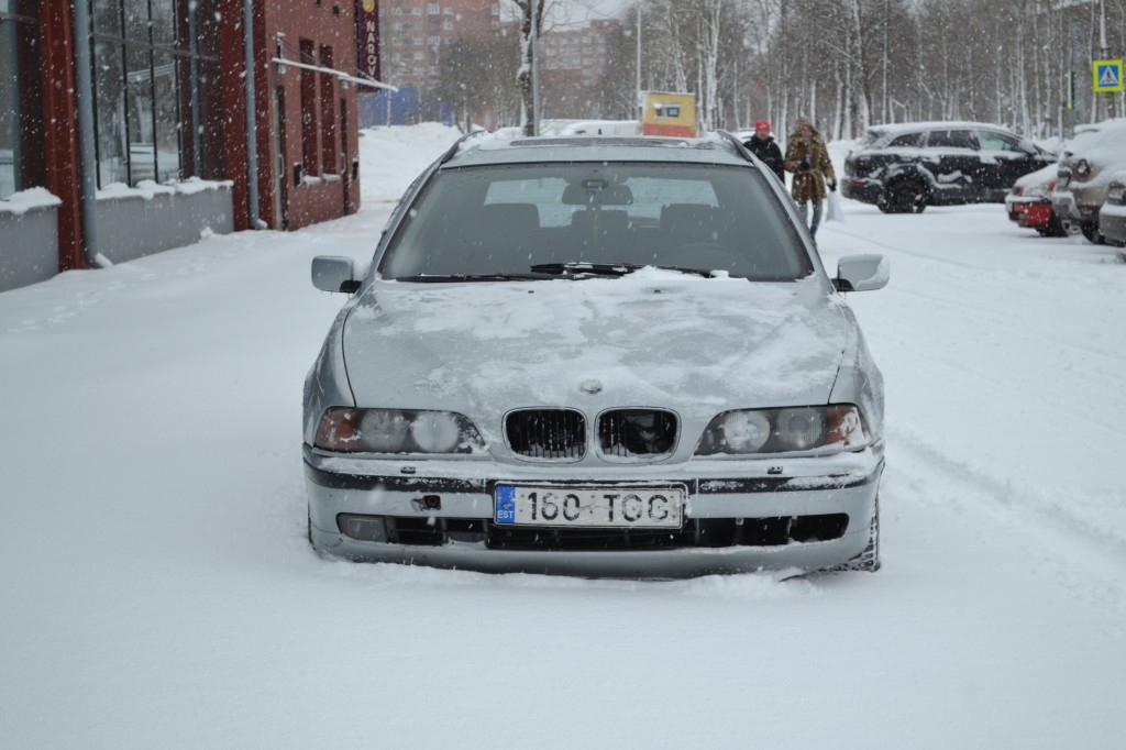 BMW 525 2.5 105 kW 1997